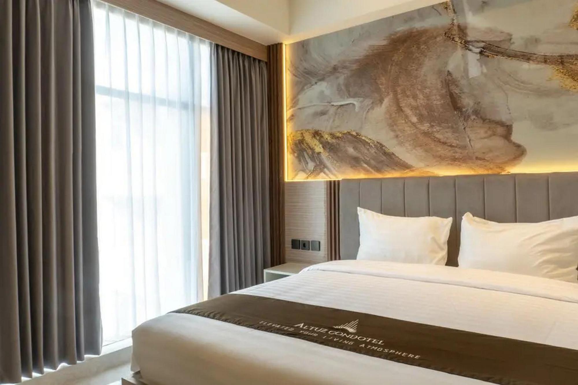 Redliving Apartemen Premium Exclusive Seturan Yogyakarta Exteriör bild